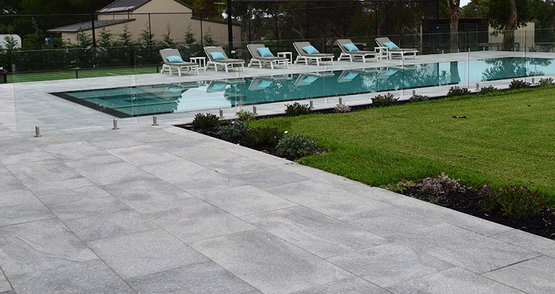 Want Stone Paving In Hawthorn? Yarrabee & Castlemaine Stock Sandstone And Granite Pavers