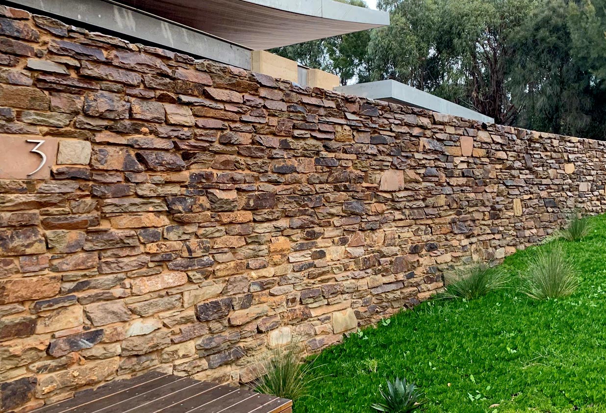 castlemaine stone walls