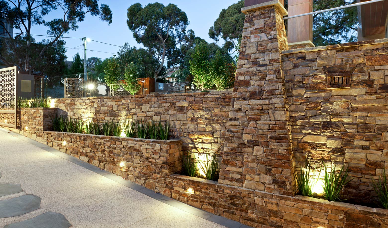 castlemaine stone paving