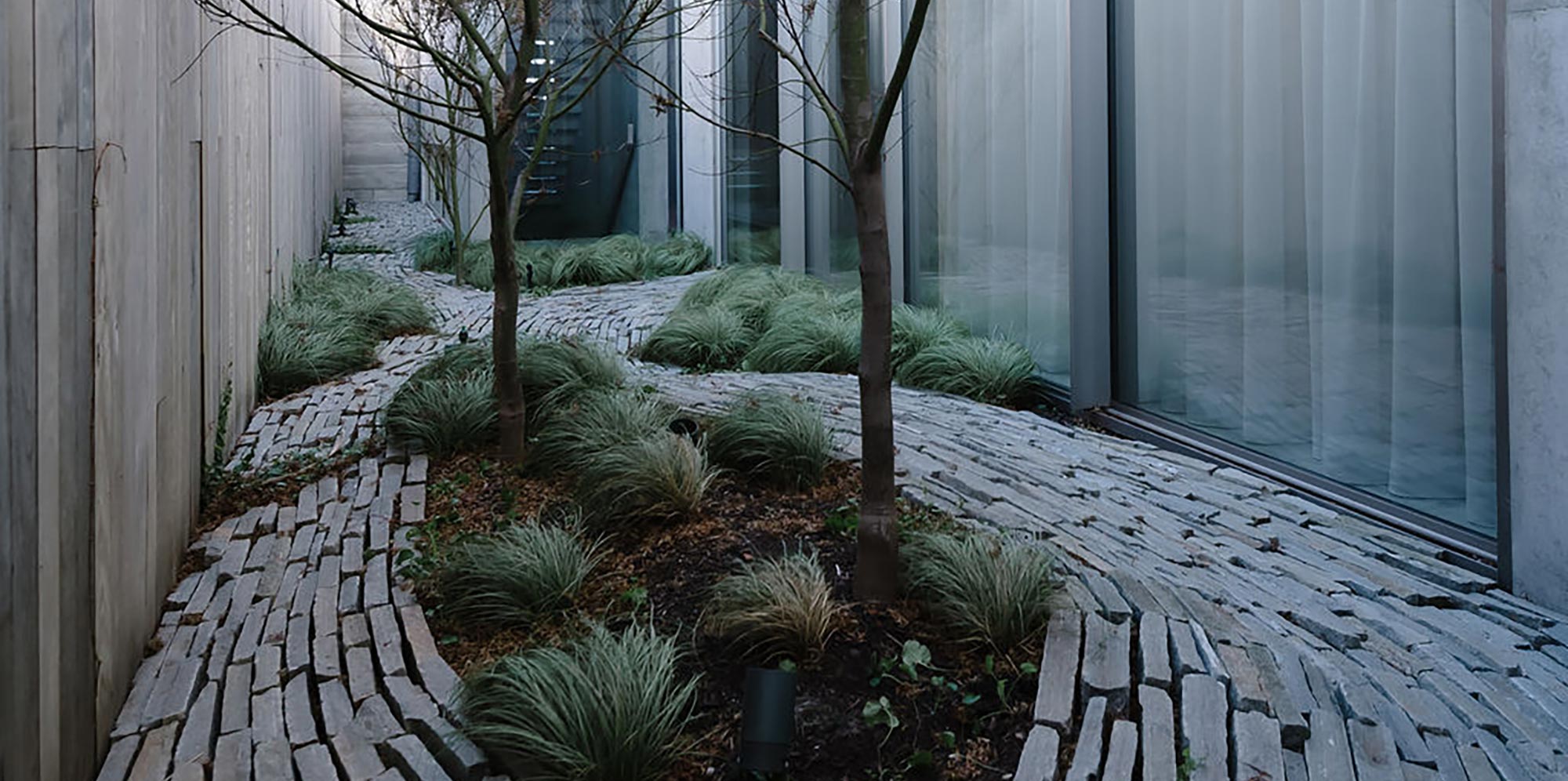 external paving quartz