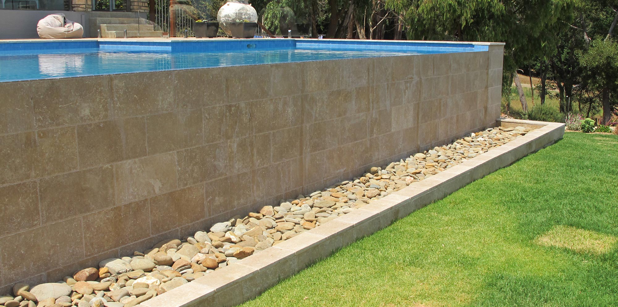 travertine coping