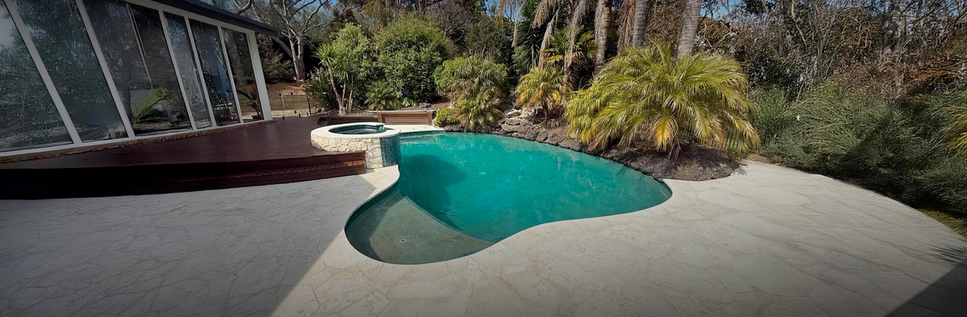Classic Travertine Crazy Paving